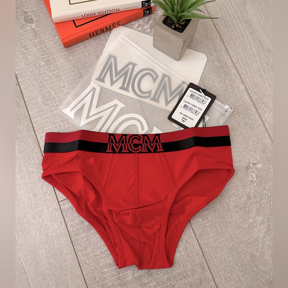 MCM XSmall Mens Brief NEW - Picture 2 of 3